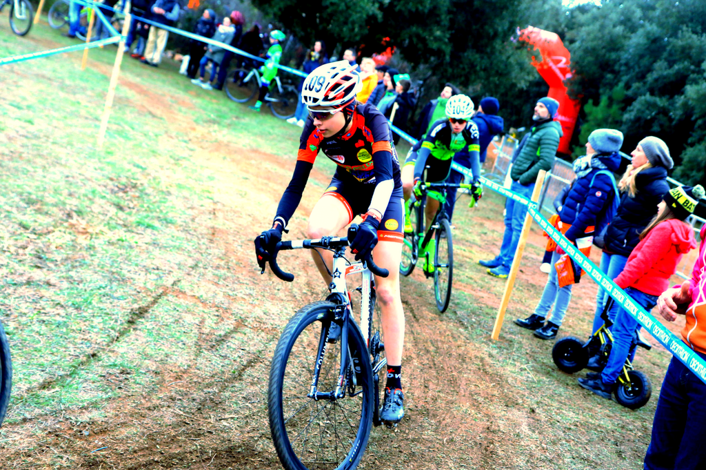 Sylve Truc impegnata nel ciclocross (foto Ghilardi)